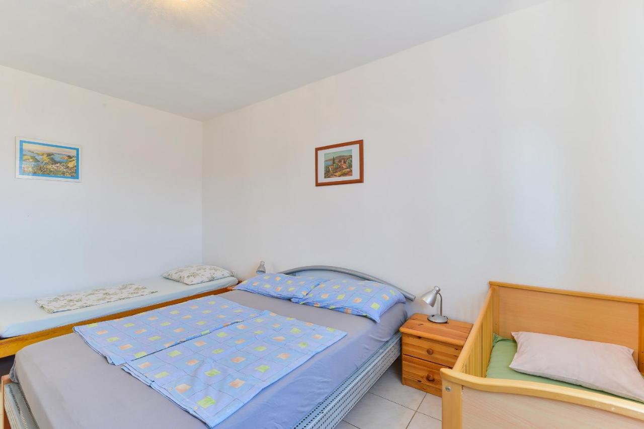 Apartments Gogoljak Vir Exterior foto