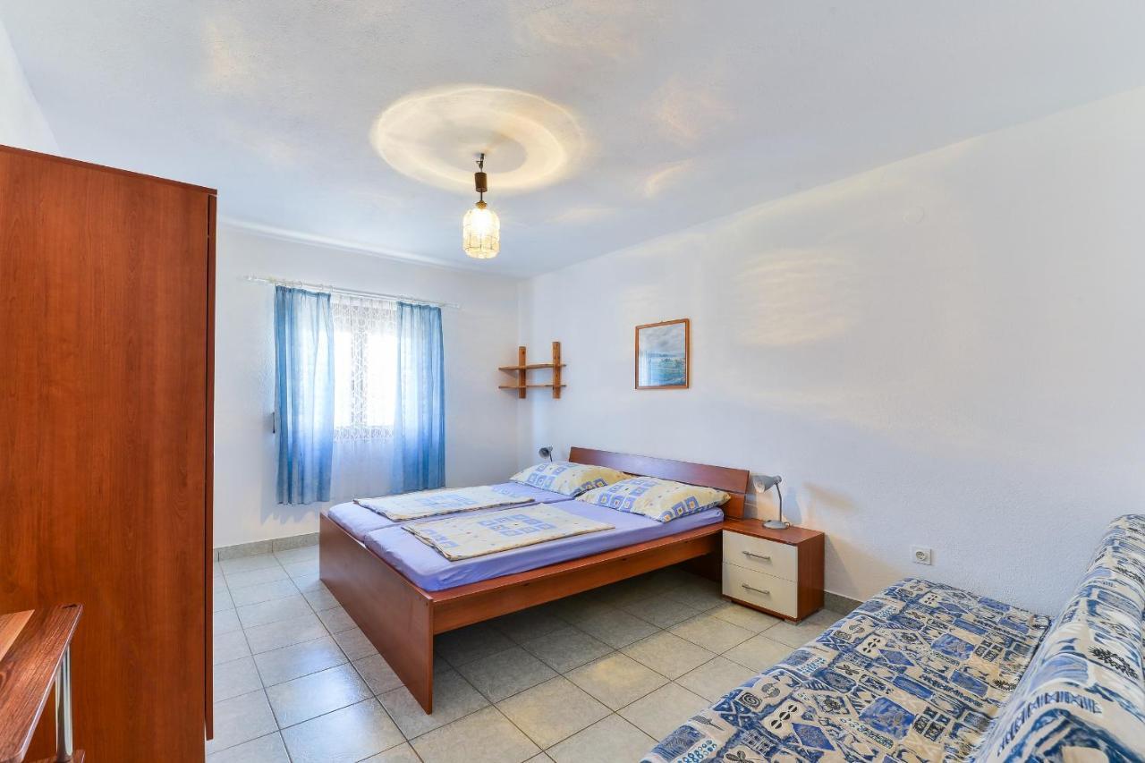 Apartments Gogoljak Vir Exterior foto
